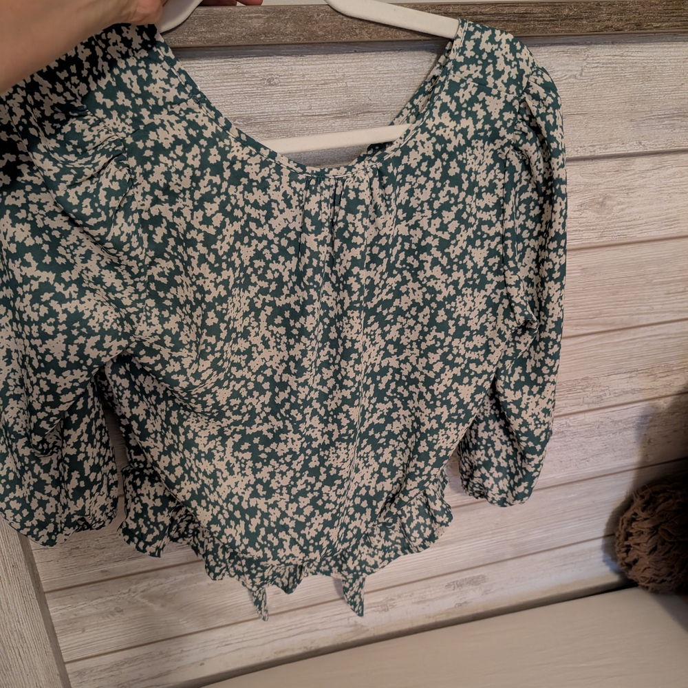 Floral Green and White Women's Top